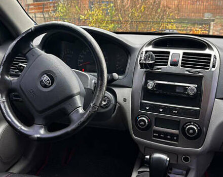 Серый Киа Черато, объемом двигателя 2 л и пробегом 214 тыс. км за 4700 $, фото 7 на Automoto.ua