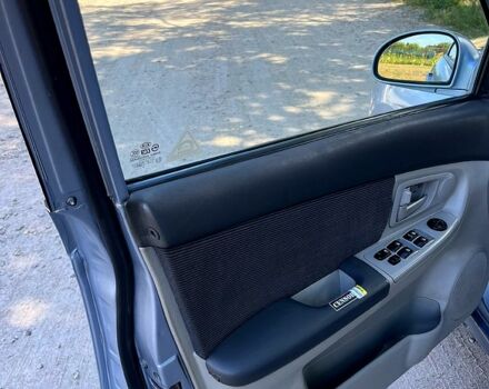 Серый Киа Черато, объемом двигателя 1.6 л и пробегом 235 тыс. км за 3700 $, фото 8 на Automoto.ua