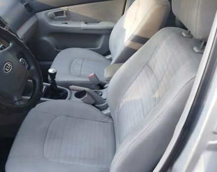 Сірий Кіа Черато, об'ємом двигуна 1.59 л та пробігом 160 тис. км за 4400 $, фото 2 на Automoto.ua