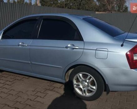 Серый Киа Черато, объемом двигателя 1.98 л и пробегом 255 тыс. км за 4300 $, фото 4 на Automoto.ua