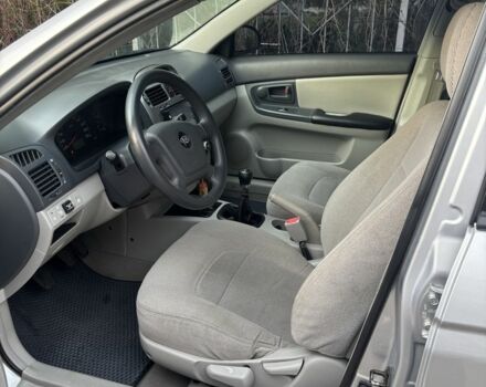 Серый Киа Черато, объемом двигателя 1.6 л и пробегом 320 тыс. км за 4300 $, фото 4 на Automoto.ua