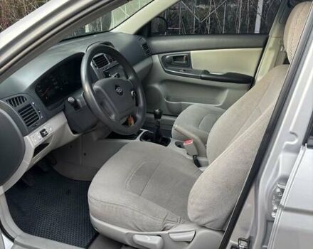 Серый Киа Черато, объемом двигателя 1.6 л и пробегом 320 тыс. км за 4300 $, фото 2 на Automoto.ua