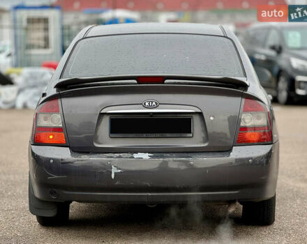 Сірий Кіа Черато, об'ємом двигуна 1.6 л та пробігом 290 тис. км за 3800 $, фото 5 на Automoto.ua