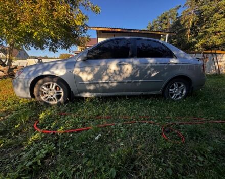 Серый Киа Черато, объемом двигателя 1.6 л и пробегом 250 тыс. км за 2700 $, фото 3 на Automoto.ua