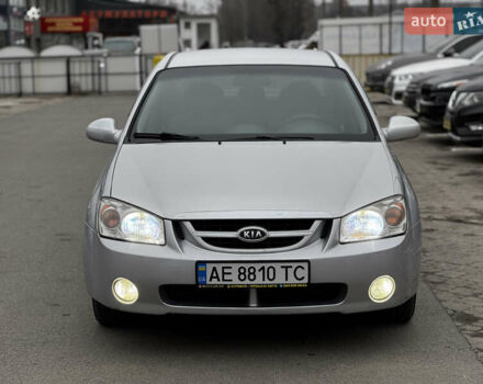 Серый Киа Черато, объемом двигателя 2 л и пробегом 240 тыс. км за 4300 $, фото 2 на Automoto.ua