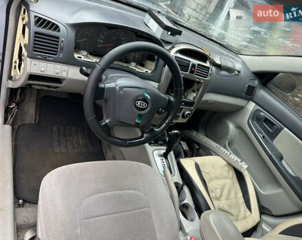 Сірий Кіа Черато, об'ємом двигуна 2 л та пробігом 280 тис. км за 2100 $, фото 10 на Automoto.ua