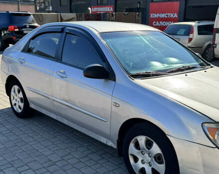 Сірий Кіа Черато, об'ємом двигуна 1.6 л та пробігом 287 тис. км за 3900 $, фото 7 на Automoto.ua