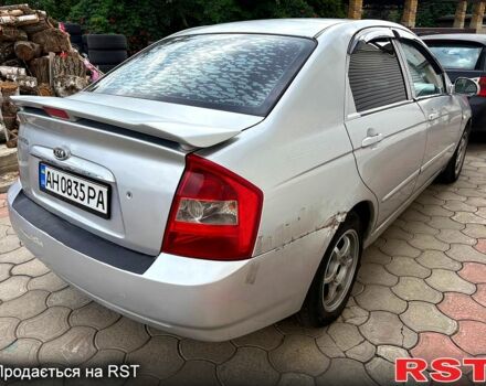 Серый Киа Черато, объемом двигателя 1.6 л и пробегом 299 тыс. км за 3500 $, фото 1 на Automoto.ua