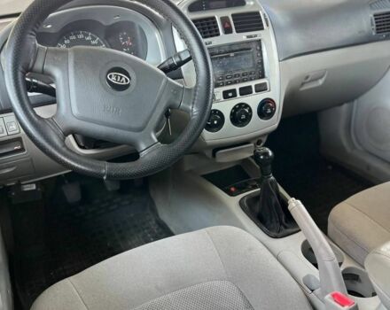 Серый Киа Черато, объемом двигателя 0 л и пробегом 274 тыс. км за 3400 $, фото 6 на Automoto.ua