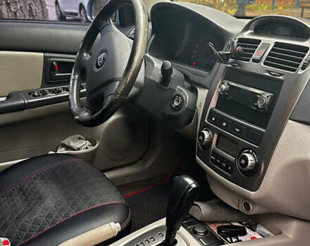 Серый Киа Черато, объемом двигателя 2 л и пробегом 214 тыс. км за 4700 $, фото 6 на Automoto.ua