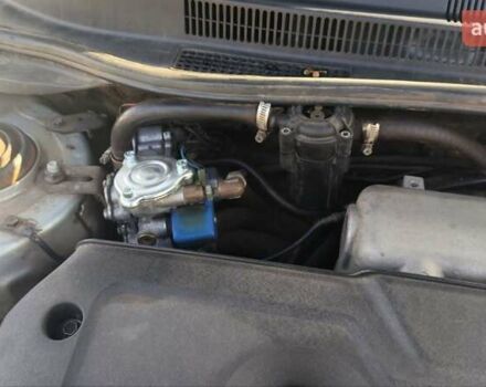 Серый Киа Черато, объемом двигателя 1.98 л и пробегом 255 тыс. км за 4300 $, фото 33 на Automoto.ua