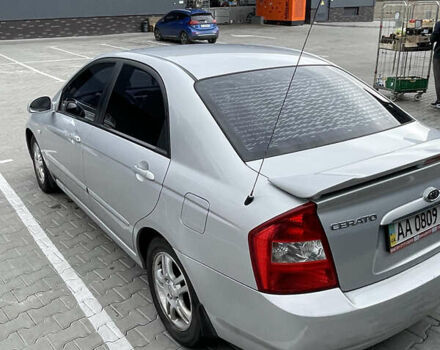 Серый Киа Черато, объемом двигателя 2 л и пробегом 206 тыс. км за 3900 $, фото 6 на Automoto.ua