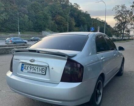 Сірий Кіа Черато, об'ємом двигуна 2 л та пробігом 350 тис. км за 4100 $, фото 2 на Automoto.ua