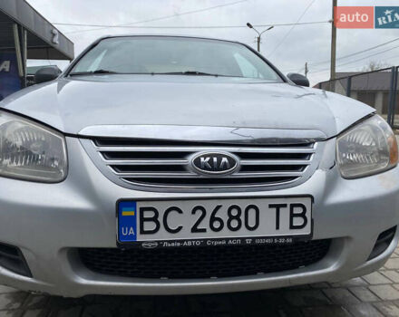 Сірий Кіа Черато, об'ємом двигуна 1.6 л та пробігом 250 тис. км за 3100 $, фото 9 на Automoto.ua