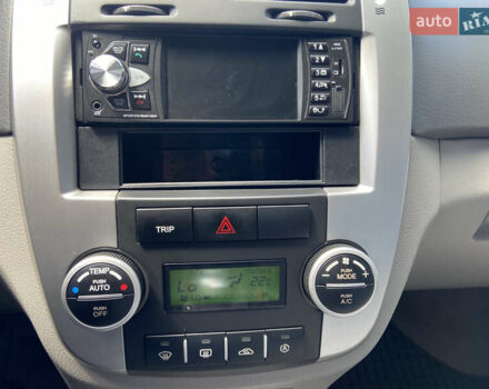 Серый Киа Черато, объемом двигателя 1.6 л и пробегом 82 тыс. км за 6300 $, фото 6 на Automoto.ua