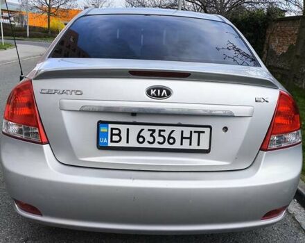 Серый Киа Черато, объемом двигателя 1.6 л и пробегом 218 тыс. км за 4500 $, фото 2 на Automoto.ua