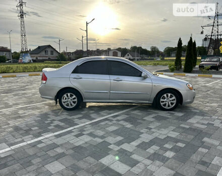 Сірий Кіа Черато, об'ємом двигуна 2 л та пробігом 240 тис. км за 4500 $, фото 7 на Automoto.ua