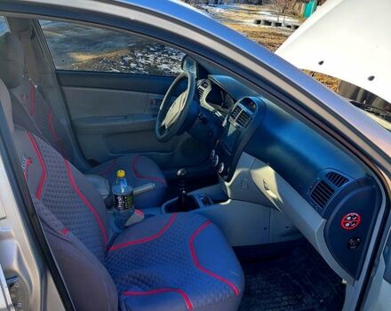Сірий Кіа Черато, об'ємом двигуна 1.6 л та пробігом 0 тис. км за 4500 $, фото 3 на Automoto.ua