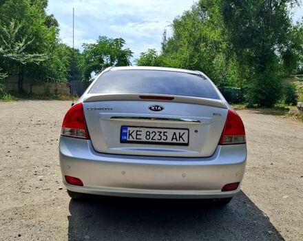 Киа Черато 2007 в Днепре (Днепропетровске) на Automoto.ua Серый Киа Черато, объемом двигателя 2 л и пробегом 180 тыс. км за 4850 $, фото 3 на Automoto.ua