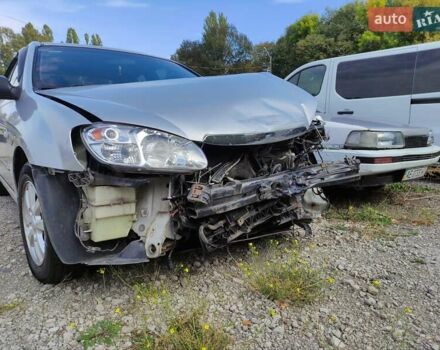 Сірий Кіа Черато, об'ємом двигуна 1.59 л та пробігом 203 тис. км за 1800 $, фото 1 на Automoto.ua