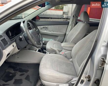 Серый Киа Черато, объемом двигателя 2 л и пробегом 183 тыс. км за 4000 $, фото 13 на Automoto.ua