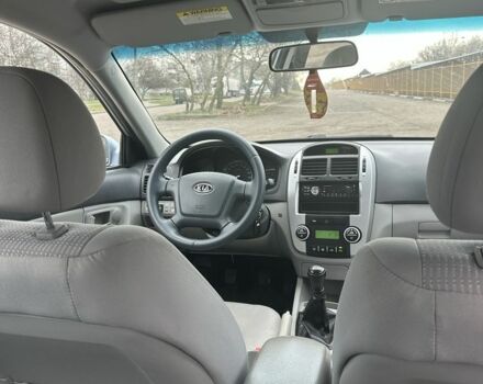 Сірий Кіа Черато, об'ємом двигуна 1.6 л та пробігом 268 тис. км за 4700 $, фото 4 на Automoto.ua