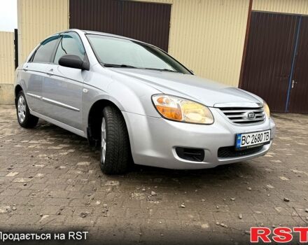 Серый Киа Черато, объемом двигателя 1.6 л и пробегом 250 тыс. км за 4200 $, фото 3 на Automoto.ua