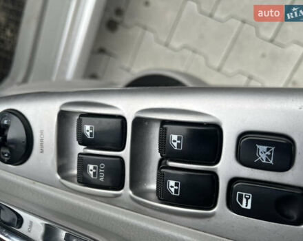 Сірий Кіа Черато, об'ємом двигуна 1.6 л та пробігом 235 тис. км за 3999 $, фото 10 на Automoto.ua