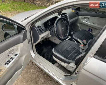 Серый Киа Черато, объемом двигателя 1.6 л и пробегом 294 тыс. км за 4250 $, фото 8 на Automoto.ua