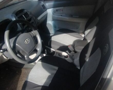 Серый Киа Черато, объемом двигателя 1.6 л и пробегом 296 тыс. км за 3900 $, фото 7 на Automoto.ua