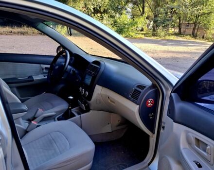 Киа Черато 2007 в Днепре (Днепропетровске) на Automoto.ua Серый Киа Черато, объемом двигателя 1.6 л и пробегом 230 тыс. км за 4099 $, фото 6 на Automoto.ua
