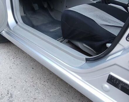 Серый Киа Черато, объемом двигателя 2 л и пробегом 164 тыс. км за 4900 $, фото 11 на Automoto.ua