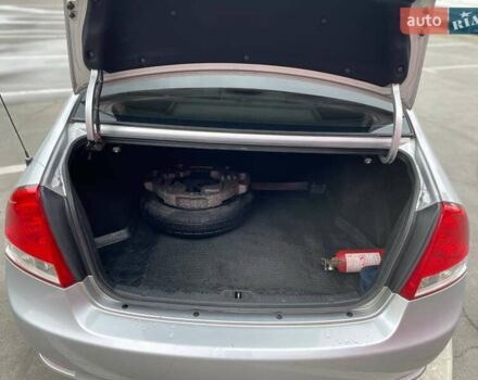 Серый Киа Черато, объемом двигателя 2 л и пробегом 183 тыс. км за 4000 $, фото 17 на Automoto.ua