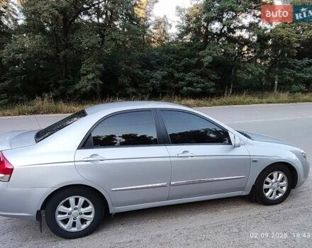 Серый Киа Черато, объемом двигателя 2 л и пробегом 164 тыс. км за 4900 $, фото 7 на Automoto.ua