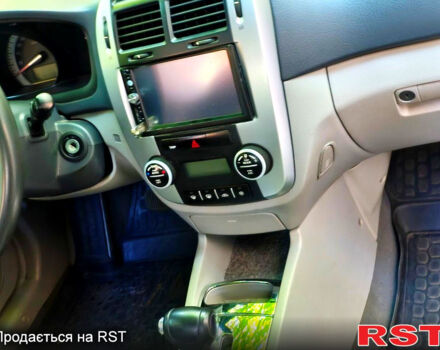 Серый Киа Черато, объемом двигателя 2 л и пробегом 186 тыс. км за 5800 $, фото 11 на Automoto.ua