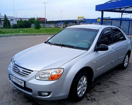 Серый Киа Черато, объемом двигателя 1.6 л и пробегом 177 тыс. км за 3000 $, фото 2 на Automoto.ua