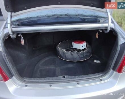 Серый Киа Черато, объемом двигателя 2 л и пробегом 164 тыс. км за 4900 $, фото 1 на Automoto.ua