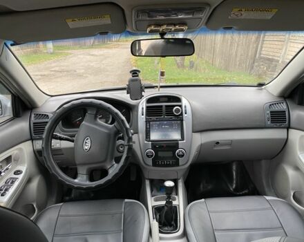 Сірий Кіа Черато, об'ємом двигуна 1.6 л та пробігом 293 тис. км за 4550 $, фото 6 на Automoto.ua