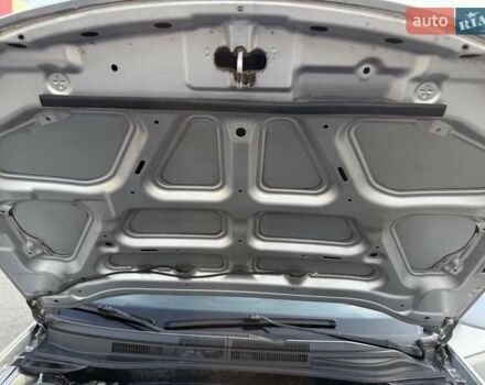 Сірий Кіа Черато, об'ємом двигуна 2 л та пробігом 202 тис. км за 4600 $, фото 41 на Automoto.ua