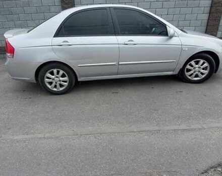 Серый Киа Черато, объемом двигателя 1.6 л и пробегом 206 тыс. км за 4700 $, фото 7 на Automoto.ua