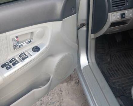 Серый Киа Черато, объемом двигателя 1.6 л и пробегом 206 тыс. км за 4700 $, фото 2 на Automoto.ua