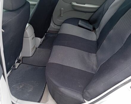 Сірий Кіа Черато, об'ємом двигуна 1.6 л та пробігом 240 тис. км за 5000 $, фото 6 на Automoto.ua