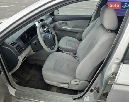 Серый Киа Черато, объемом двигателя 1.6 л и пробегом 197 тыс. км за 4300 $, фото 17 на Automoto.ua