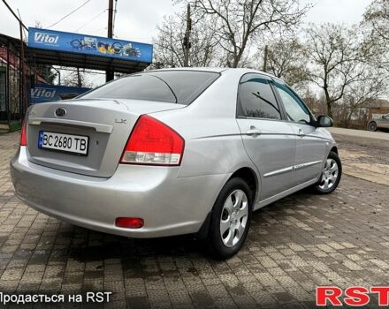 Серый Киа Черато, объемом двигателя 1.6 л и пробегом 250 тыс. км за 4200 $, фото 4 на Automoto.ua