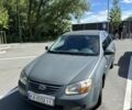 Серый Киа Черато, объемом двигателя 2 л и пробегом 400 тыс. км за 3500 $, фото 1 на Automoto.ua