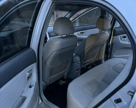 Серый Киа Черато, объемом двигателя 2 л и пробегом 326 тыс. км за 4200 $, фото 9 на Automoto.ua