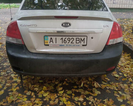 Кіа Черато 2007 у Києві на Automoto.ua Сірий Кіа Черато, об'ємом двигуна 1.6 л та пробігом 500 тис. км за 2500 $, фото 1 на Automoto.ua