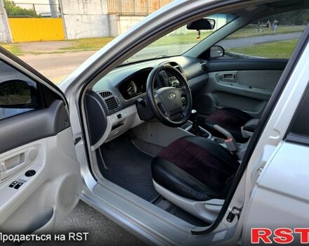 Сірий Кіа Черато, об'ємом двигуна 1.6 л та пробігом 309 тис. км за 4350 $, фото 6 на Automoto.ua