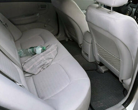 Сірий Кіа Черато, об'ємом двигуна 1.6 л та пробігом 201 тис. км за 5200 $, фото 4 на Automoto.ua