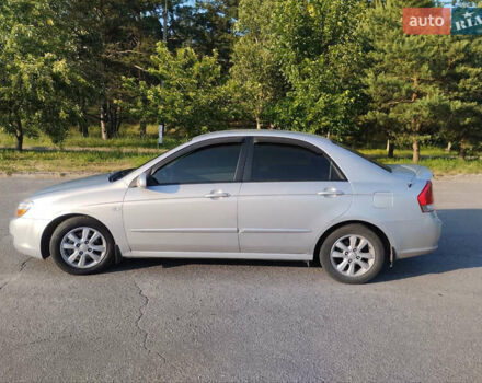 Сірий Кіа Черато, об'ємом двигуна 1.59 л та пробігом 182 тис. км за 4700 $, фото 1 на Automoto.ua